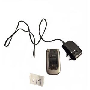 LG Clout VX8370 Flip Phone | Verizon - Bluetooth - 2.0MP Camera - 2.2"